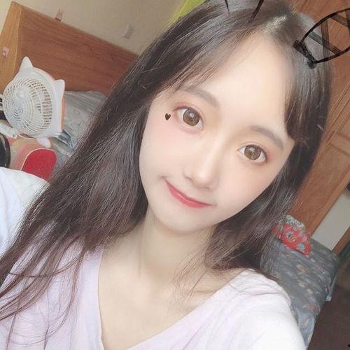 网红雅典娜吃瓜网,吃瓜网背后的故事与真相