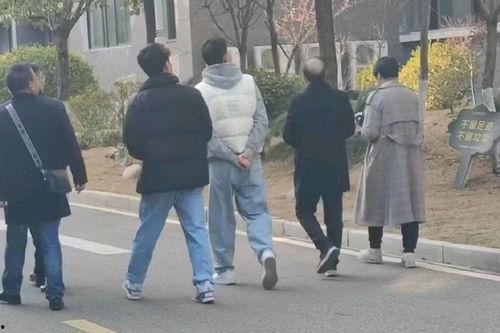 鞍山网红吃瓜事件,揭秘网络舆论的风云变幻
